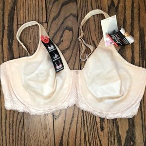 Lilyette by Bali minimized underwire bra